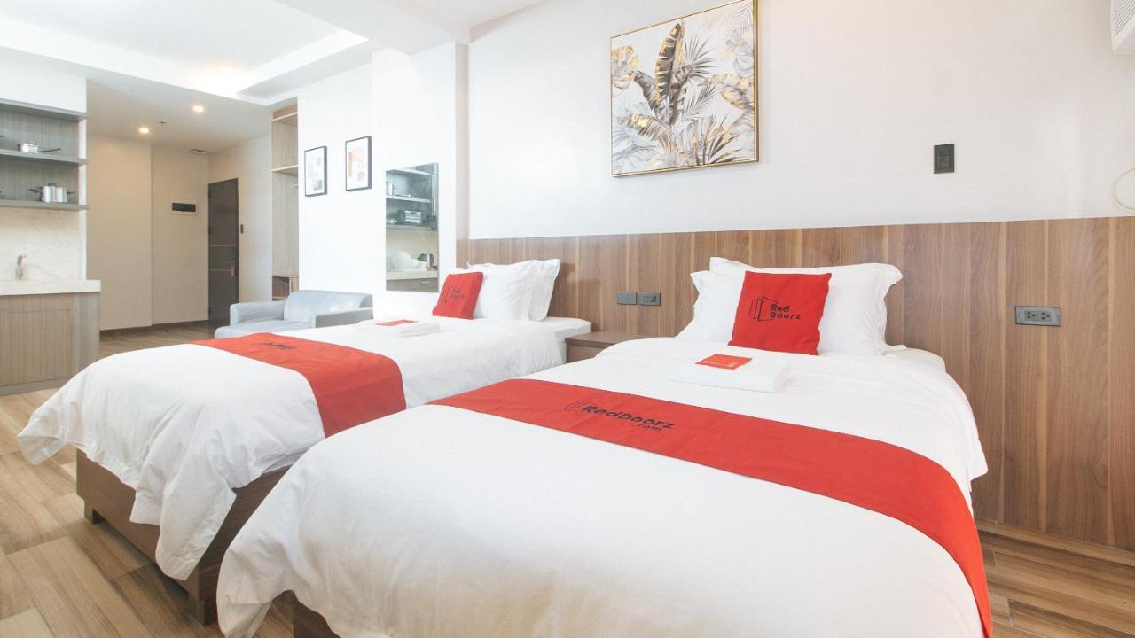 Reddoorz Plus @ Bez Tower And Residences San Juan San Juan  Exteriör bild